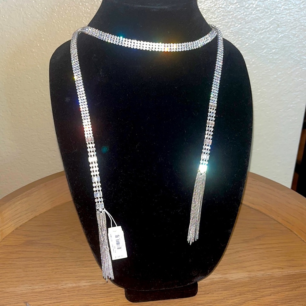 Kendra Scott: Necklace